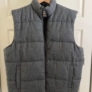 Old Navy Men's Charcoal Quilted Vest
